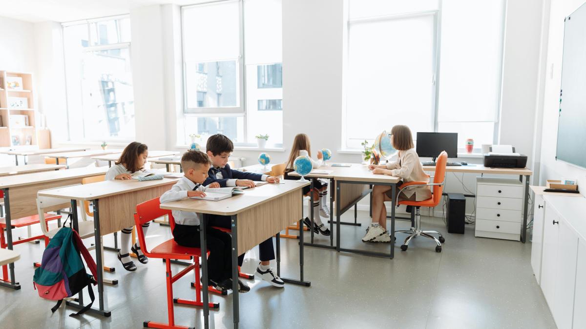 marian-stas--despre-sistemul-scolar-romanesc-80prc--este-de-o-mediocritate-strigatoare-la-cer-evaluarea-nationala-si-bac-ul--masini-de-facut-bani-din-meditatii_45252300