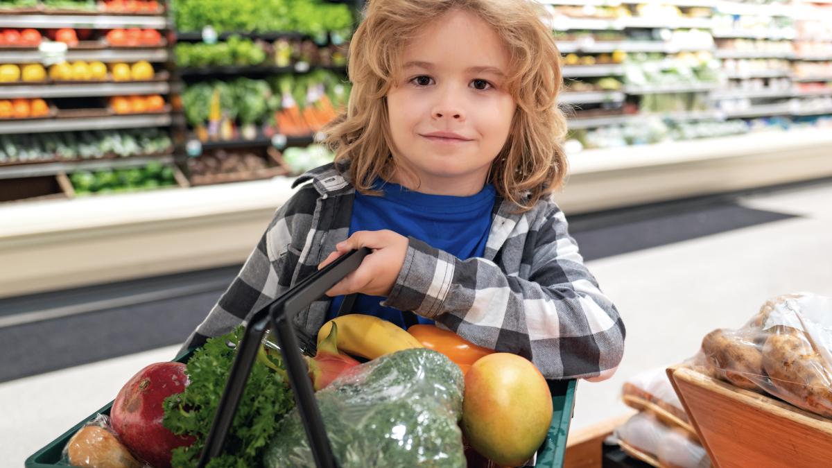 ti-ai-trimite-copilul-de-patru-ani-singur-la-magazin-experienta-este-o-provocare-nu-numai-pentru-micuti--ci-si-pentru-parinti_17582100