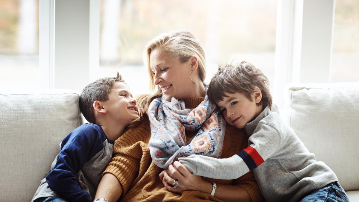 consimtamantul-incepe-acasa--cu-parintii--sustine-un-psiholog-si-expert-in-parenting--este-important-sa-ti-educi-copiii-cat-mai-devreme-posibil_97469100