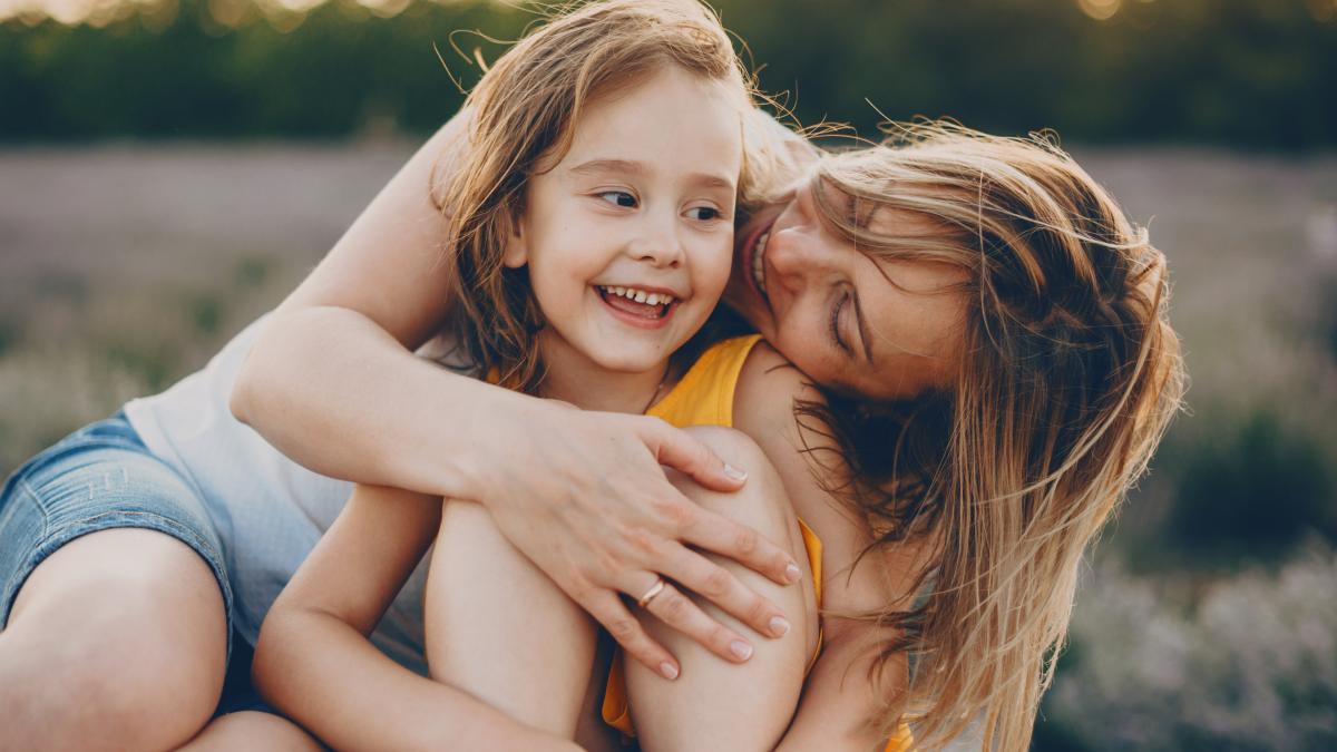 lucruri-de-care-fiecare-copil-are-nevoie-pentru-a-creste-simtindu-se-iubit-si-acceptat_28403500