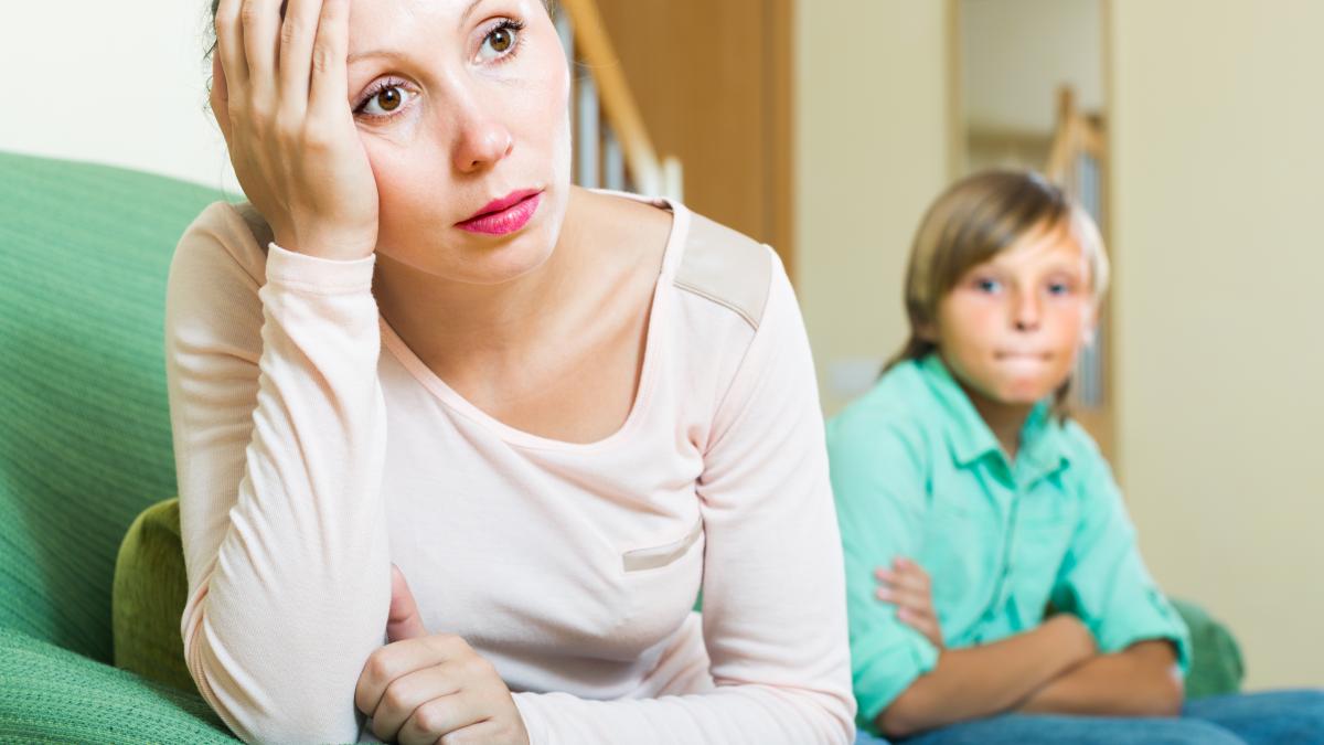 cea-mai-mare-greseala-pe-care-o-poate-face-un-parinte-lectia-lui-fred-rogers-si-oprah-winfrey-despre-cum-sa-cresti-odata-cu-copiii-tai_71894600