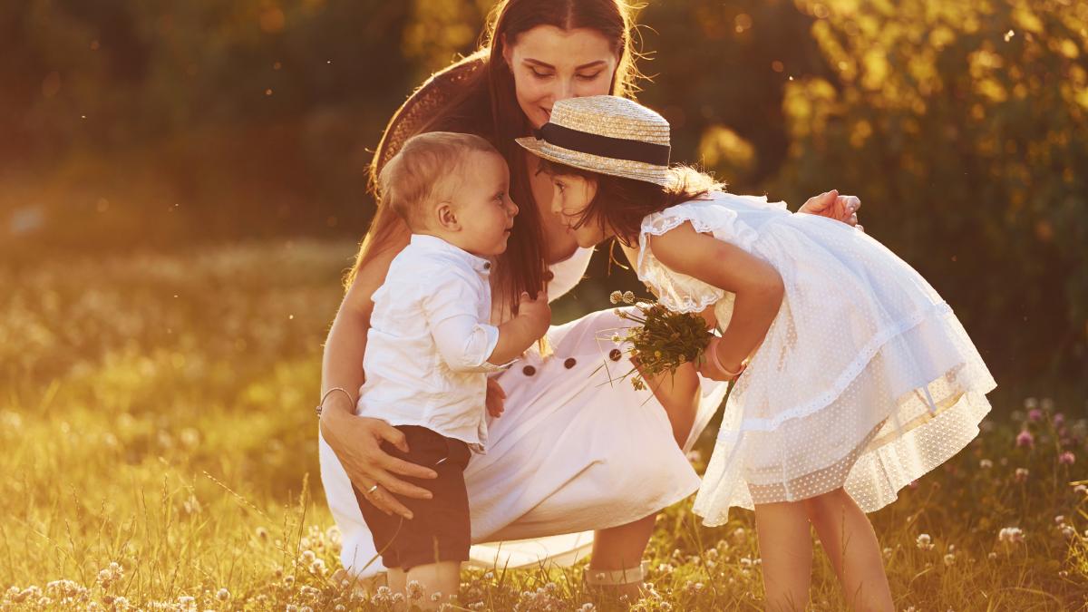 o-noua-cercetare-privind-cresterea-copiilor-empatici--studiul-a-impartit-compasiunea-in-trei-componente-esentiale_75022300