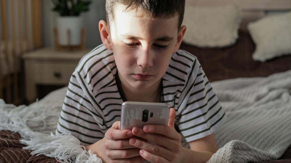 adolescentul-nu-te-asculta-si-i-iei--ca-pedeapsa--telefonul-expert-se-poate-intoarce-impotriva-parintilor_12783800