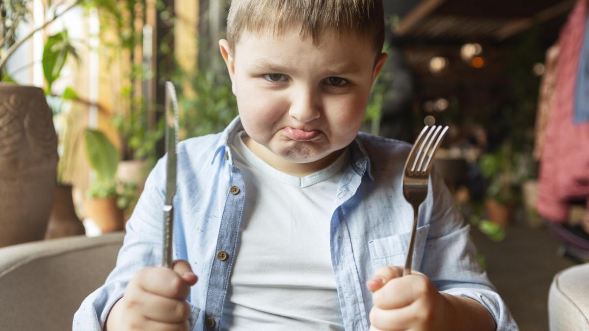 cele-mai-frecvente-sase-greseli-alimentare-care-ii-fac-pe-copii-sa-se-ingrase-e2809emulti-parinti-nu-le-cunosce2809d-2_46587300