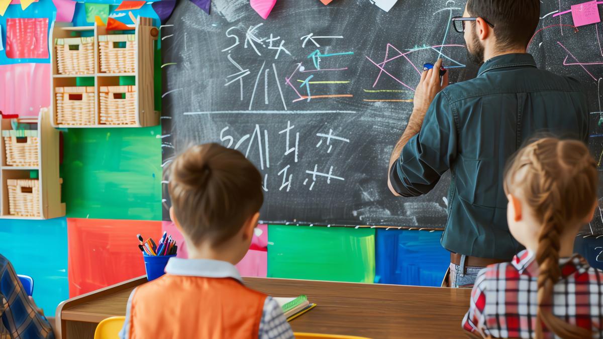 generatia-captiva-intre-like-si-invatare--avertismentul-oanei-moraru-profesorii-nu-sunt-aplicatii-trebuie-sa-lupti-continuu-impotriva-valului-de-parinti-care-vor-activitati-wow-2_88277200