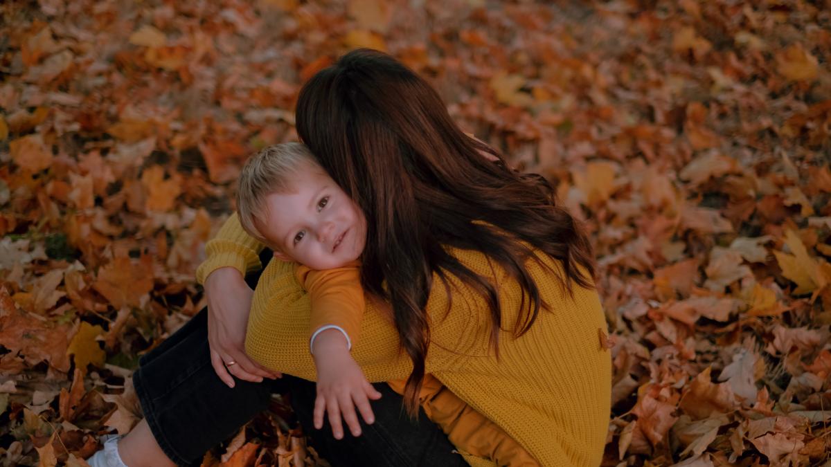 dr-shefali-tsabary-toti-spuneti-ca-problema-in-parenting-este-copilul-nu-inainte-sa-pretindeti-ca-sunteti-dumnezeu-intrebati-va-asta_44735700