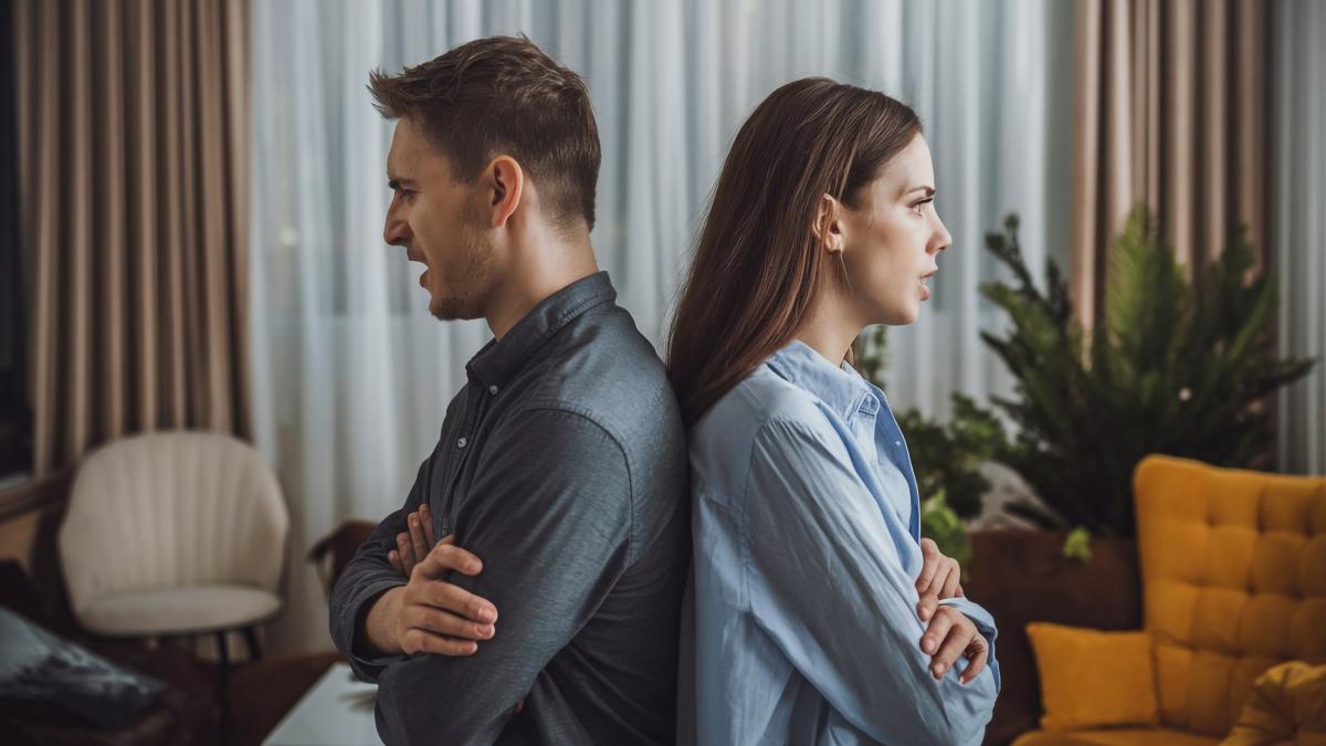 capcane-de-evitat-in-casnicia-ta--sfaturi-valoroase-de-la-un-renumit-psiholog--e2809ebarbatii-sunt-mai-fericiti-atunci-cand-sotiile-vorbesc-despre-problemele-conjugalee2809d_75281100