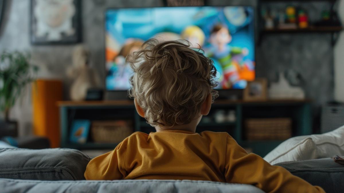 e2809enu-ti-lasa-copilul-sa-se-uite-la-televizor-searae2809d-iata-ce-se-poate-intampla_51714100