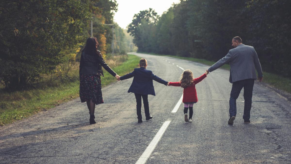 cele-10-lectii-ale-mariei-montessori-pentru-parinti-copiii-vor-fi-autonomi--increzatori-in-sine-si-independenti_29794800