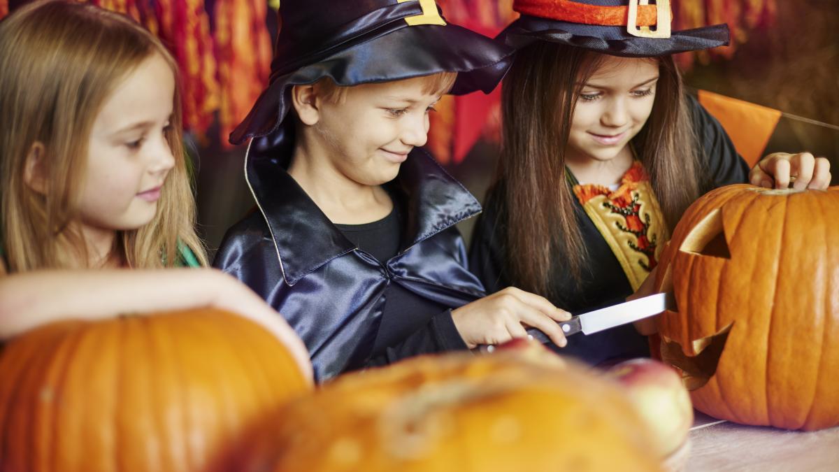 halloween-titluri-de-citit-la-ceas-de-seara_24685700