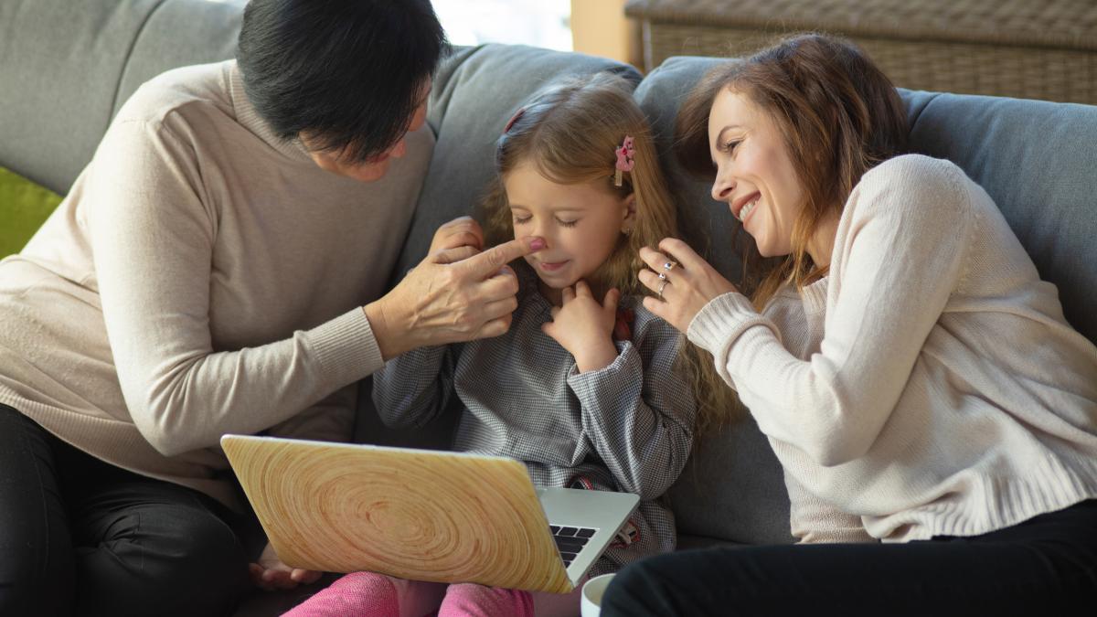 e2809dparintii-de-zahare2809d--un-nou-model-de-parenting-este-important-sa-i-recunoasteti-caracteristicile-pentru-a-trai-o-relatie-linistita-cu-copiii-ta-1_48572000