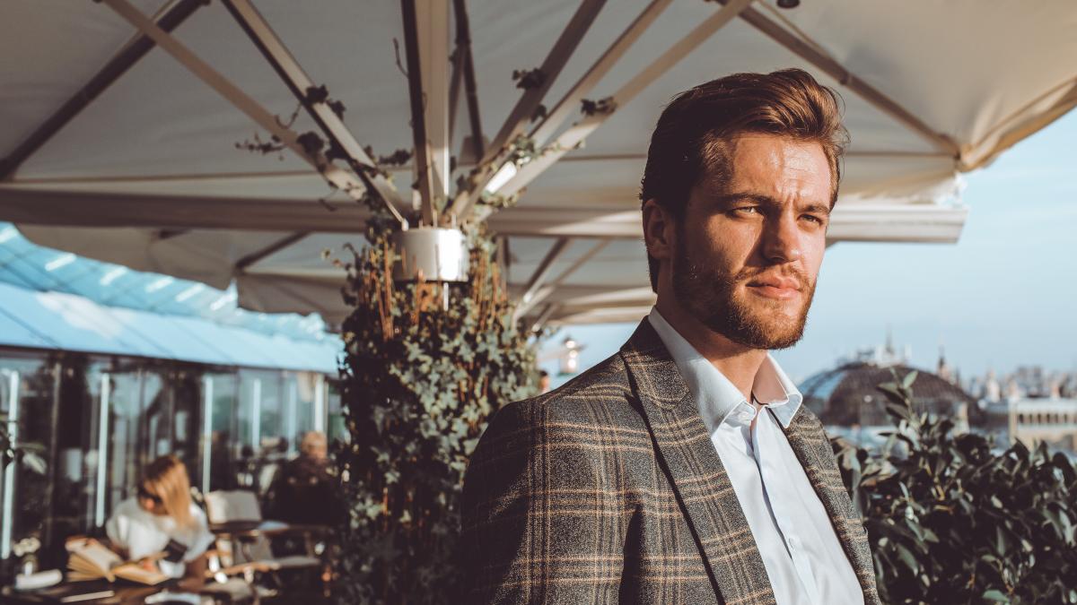 radu-leca--despre-notiunea-de-barbat-adevarat--e2809enotiunea-de-responsabilitate-te-ajuta--te-sperie--te-indoctrineaza--te-ingenuncheazae2809d--video_50361400