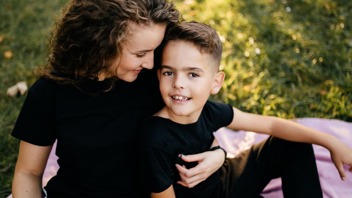 baiatul-crescut-de-o-mama-narcisica--psiholog-radu-leca-e2809enu-faci-parte-dintr-o-structura-armata-nu-o-sa-fii-niciodata-un-barbat-puternice2809d_41259300