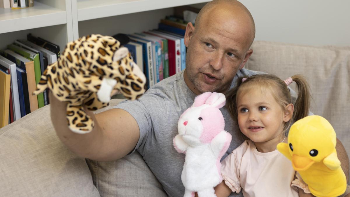 iata-cand-invata-copiii-sa-se-prefaca--de-ce-este-importanta-prefacatoria-pentru-dezvoltarea-copiilor-3_26421600