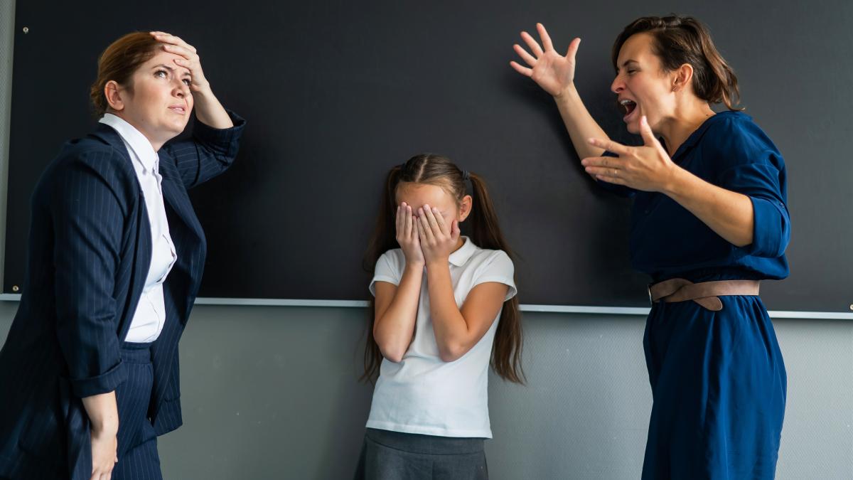 profesor-despre-parintii-care-au-un-snobism-al-notelor-de-nesuportat-relatia-profesor-parinte-este-de-a-dreptul-tensionata-astazi_48975700