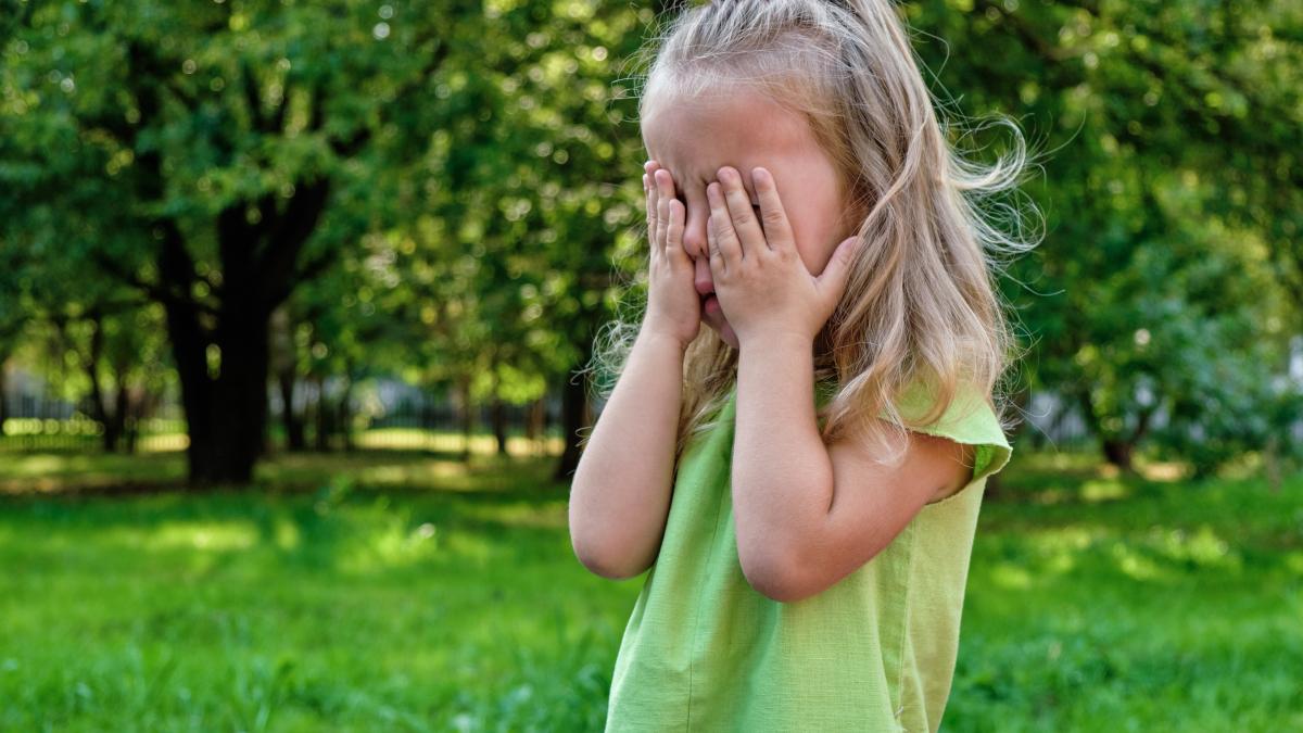 cuvintele-parintilor-care-demotiveaza-copiii-si-le-afecteaza-viitorul-experti-in-parenting-sunt-mai-periculoase-decat-par_85310700