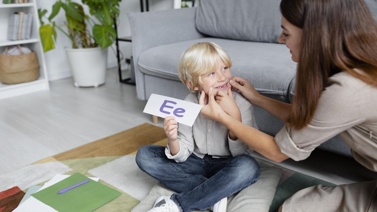 aceasta-este-varsta-ideala-pentru-a-l-invata-pe-copil-o-limba-straina-2_92375500