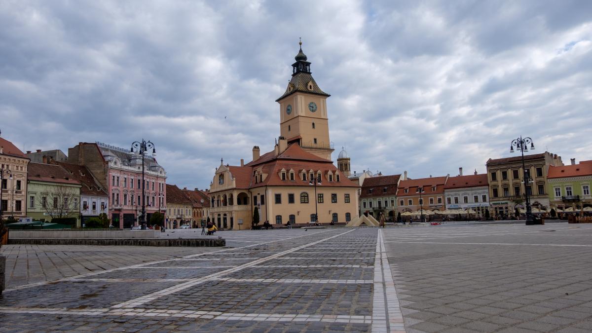 madlen-serban--secretar-unesco-e2809eorasele-creative-sunt-acele-care-produc--sustin-o-dezvoltare-durabila-prin-cultura-si-industrie-creativae2809d_90688800