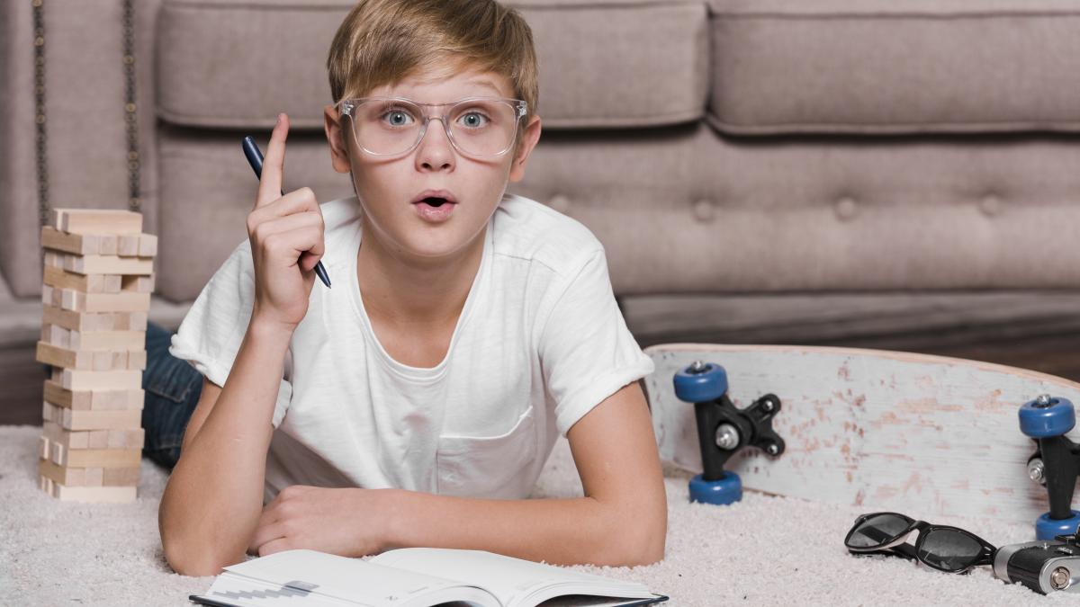 cum-sa-incurajam-gandirea-critica-la-copii-si-adolescenti_24162100