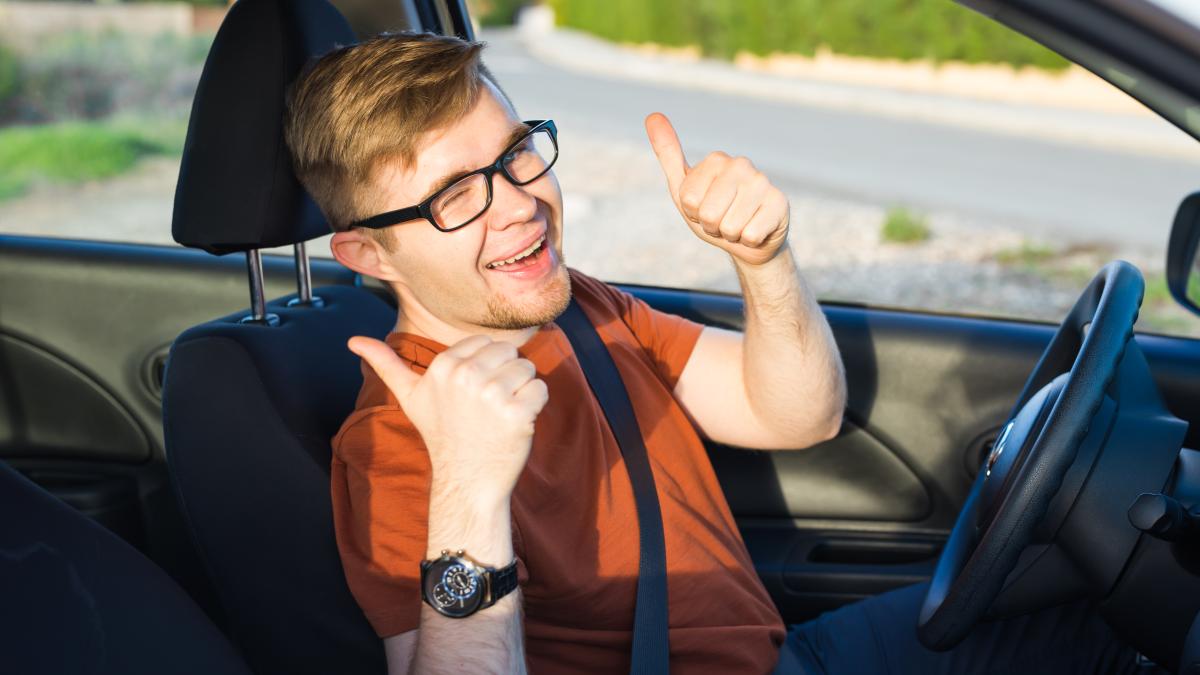 masini-conduse-de-la-16-ani--este-o-idee-buna-titi-aur-e2809eeu-zic-ca-trebuie-sa-ne-scuturam-de-noroi--acolo-e-singura-salvaree2809d_67378900