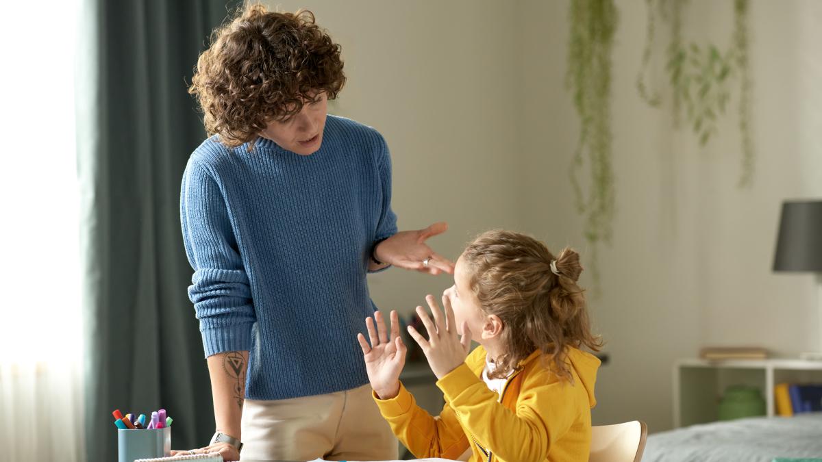 meditatiile-au-devenit-un-sport-national-psihologul-ana-maria-zamfir-despre-ce-simt-cu-adevarat-copiii-acesti-elevi-inteleg-despre-ei-ca-nu-sunt-suficient-de-buni_18277400