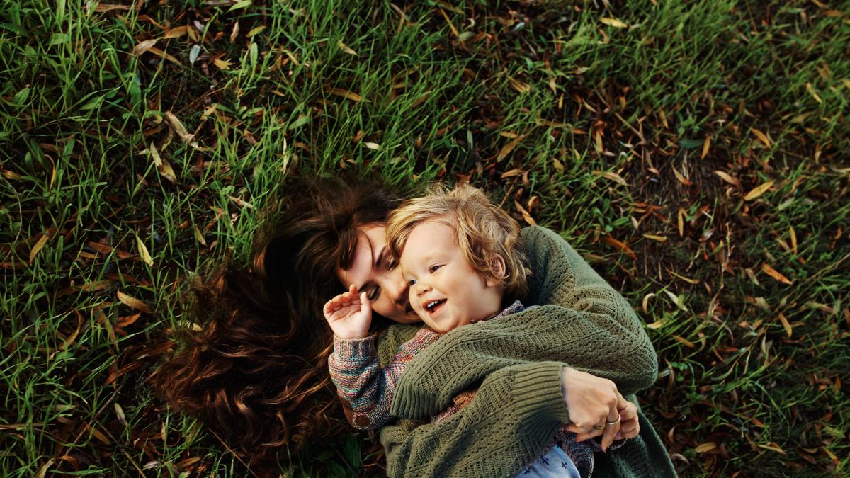 principalele-greseli-ale-parintilor-de-astazi-si-teama-lor-de-a-traumatiza-copilul--psiholog-te-nasti-ca-fiinta-umana-dar-devii-om-prin-educatie--nu-exista-alta-cale_24906000