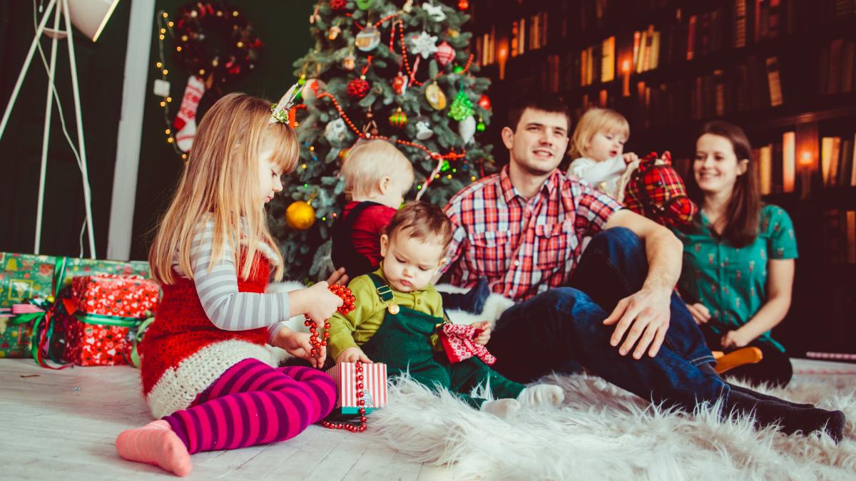 ghid-pentru-a-face-fata-sarbatorilor-de-craciun-ca-parinti-separati-5-sfaturi-de-la-psihologi-1_86742300