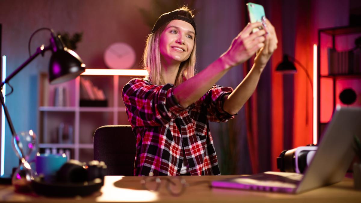 cum-afecteaza-timpul-excesiv-petrecut-pe-tiktok-sanatatea-mintala-a-adolescentilor_85210200