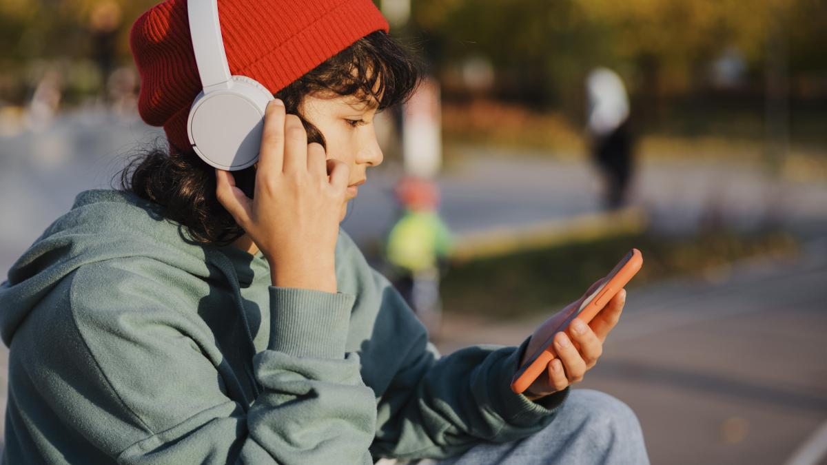 e2809dmuzica-trap-nu-este-un-pericol-daca-parintii-vor-stimula-aceasta-abilitate-in-gandirea-copiilore2809d--spune-un-expert-2_76403000