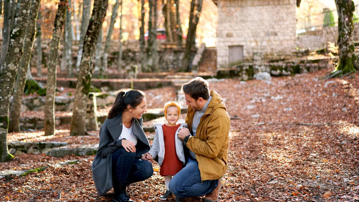 esti-un-parinte-vultur-acest-tip-de-parenting-este-identificat-prin-mai-multe-comportamente--experti-incurajeaza-egoismul-la-copii_66601200