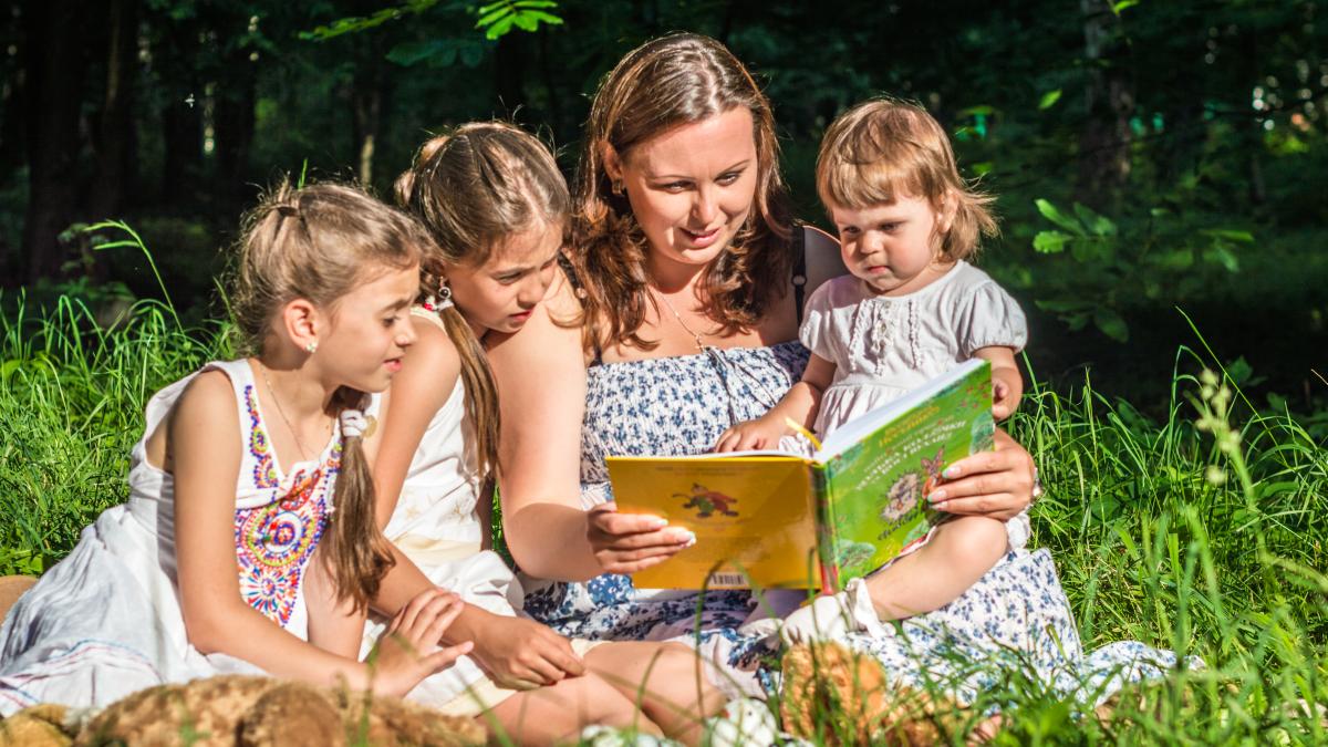 cum-influenteaza-comportamentul-parintilor-abilitatile-de-citire-ale-copiilor--potrivit-unui-expert_57850700