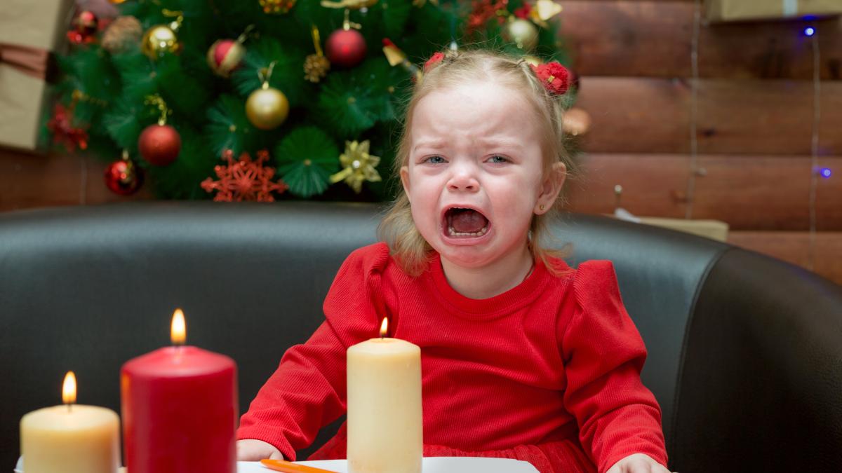 copilului-meu-ii-este-frica-de-mos-craciun--ce-ar-trebui-sa-fac-psiholog-paternalofobia-poate-avea-mai-multe-cauze_40555800