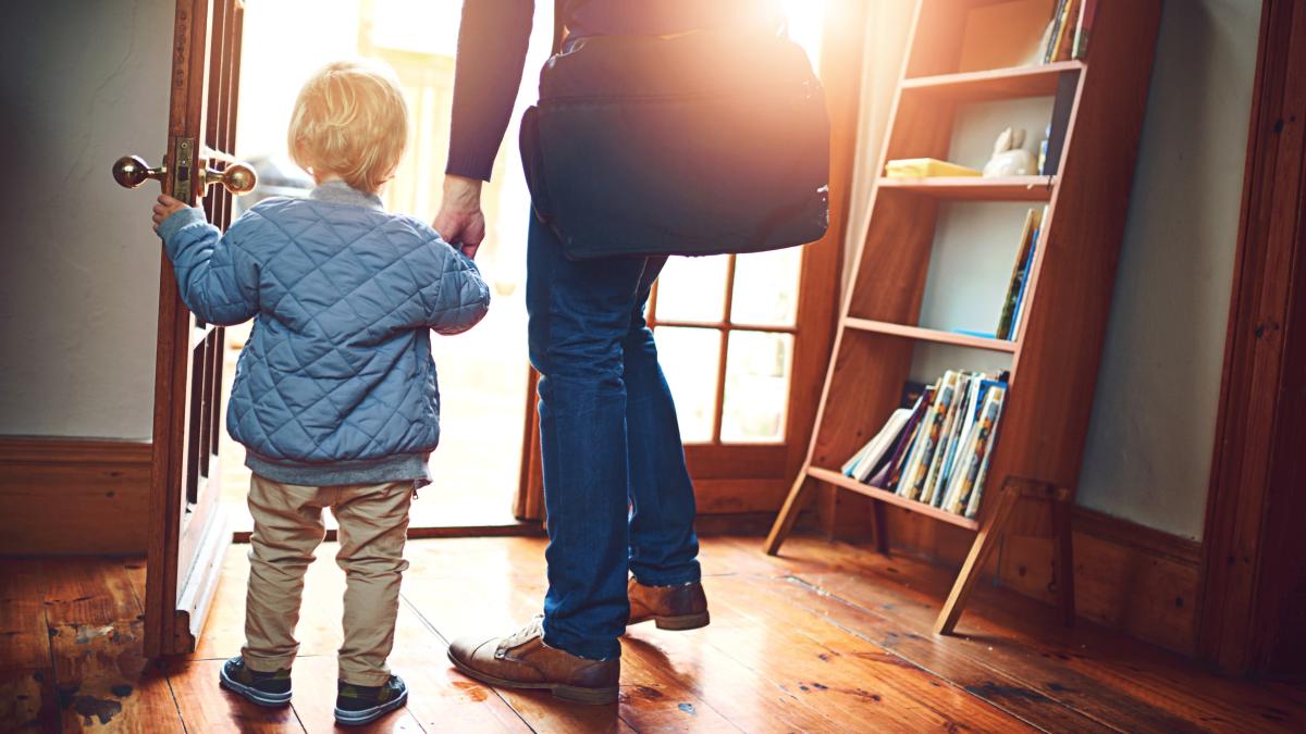 greseala-majora-a-parintilor-moderni--un-profesor-psiholog-de-la-wharton-avertizeaza-este-un-predictor-neglijat-al-succesului-si-al-fericirii_69824600