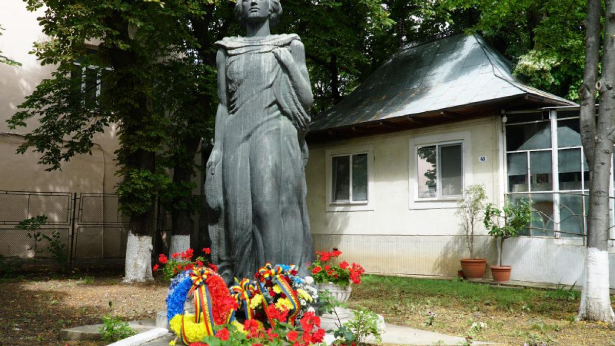 15-ianuarie-ziua-culturii-nationale--cele-mai-frumoase-poezii-pentru-copii--scrise-de-mihai-eminescu_66447000