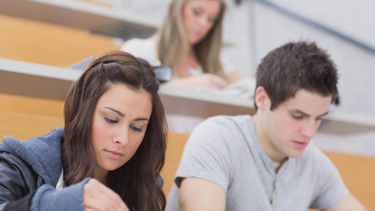 universitatile-din-romania-ar-putea-elimina-examenele-de-admitere--daniel-david-sustine-initiativa-e2809esunt-impotriva-examenelor-de-cunostinte-de-specialitate-asta-stimuleaza-meditatiilee2809d_88109100