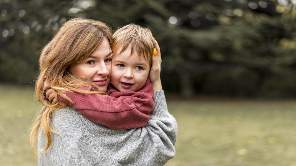 e2809enu-mai-plangee2809d-inlocuieste-cu-alte-afirmatii-care-incurajeaza-emotiile-copiilor_02196000