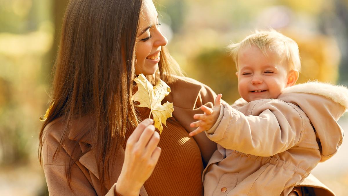 rasfatarea-copiilor-un-gest-pozitiv-sau-o-capcana-pentru-dezvoltarea-lor-descopera-beneficiile-si-consecintele-acestui-comportament-parental_03326600