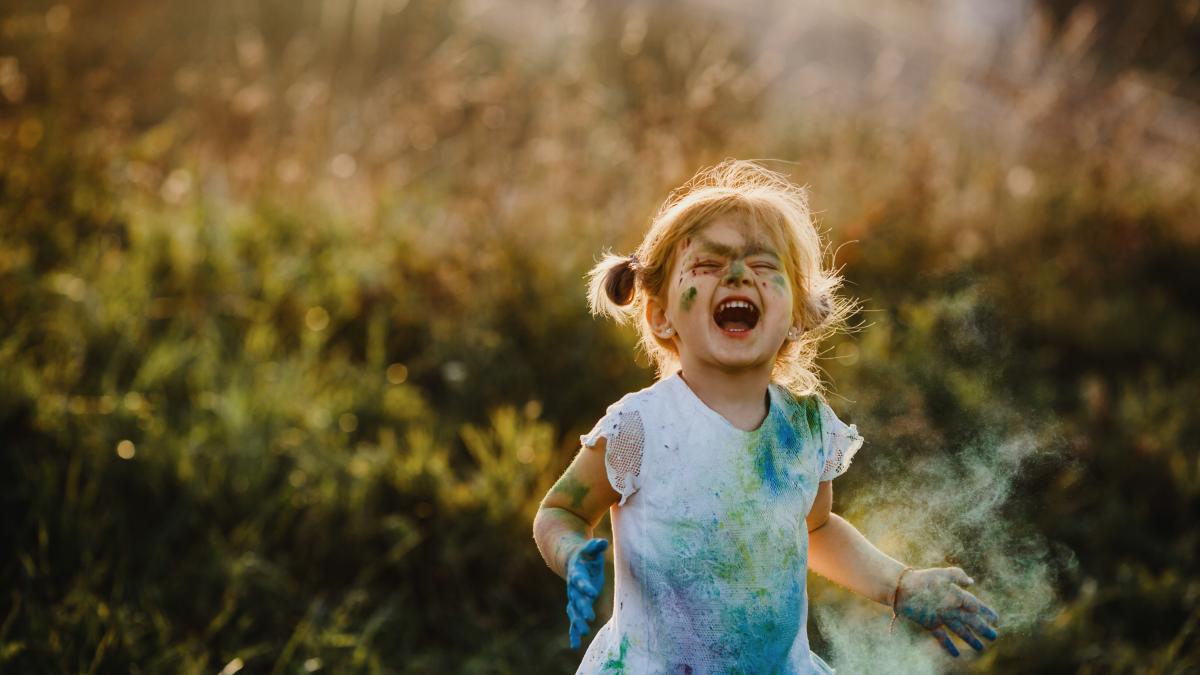 cinci-cuvinte-puternice-pentru-a-ridica-stima-de-sine-si-a-inspira-incredere-copiilor-tai_04752500