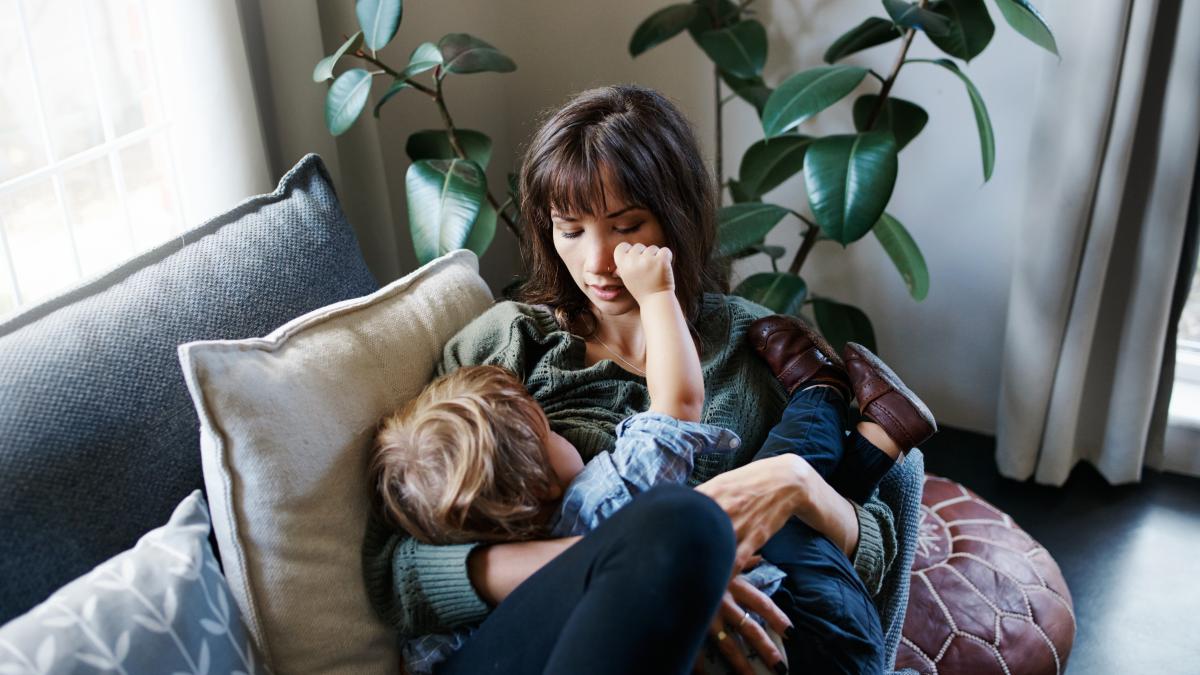 de-ce-se-simt-mamele-vinovate-sau-egoiste-cand-vor-sa-se-odihneasca-daniela-gavankar-vulnerabilitatea-nu-se-traieste-cu-permisiunea-celorlalti-2_26060500