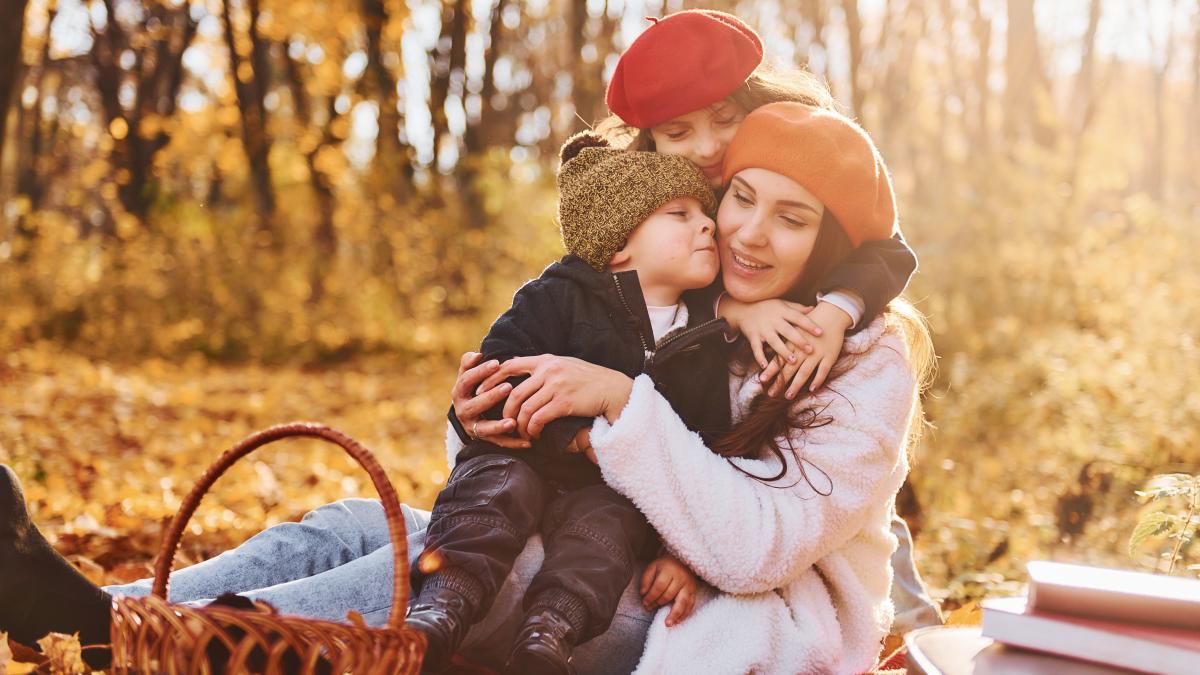 daca-introduci-aceste-expresii-in-conversatiile-cu-copilul-tau--ii-vei-oferi-un-cadru-sanatos-pentru-a-deveni-un-adult-cu-o-personalitate-puternica_34005000