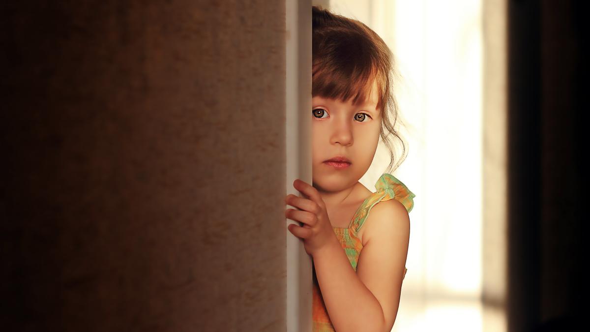 teodora-metiu-despre-zidurile-in-care-parintii-isi-cresc-copiii-nu-cred-ca-exista-ceva-mai-periculos-de-ce-insistam-noi-sa-i-bagam-in-asa-ceva_18188400