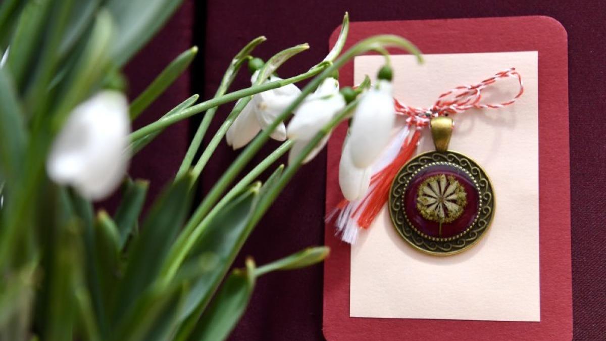 martisorul-de-altadata-si-cel-de-azi-cum-s-a-schimbat-traditia-si-ce-putem-transmite-copiilor_10014800