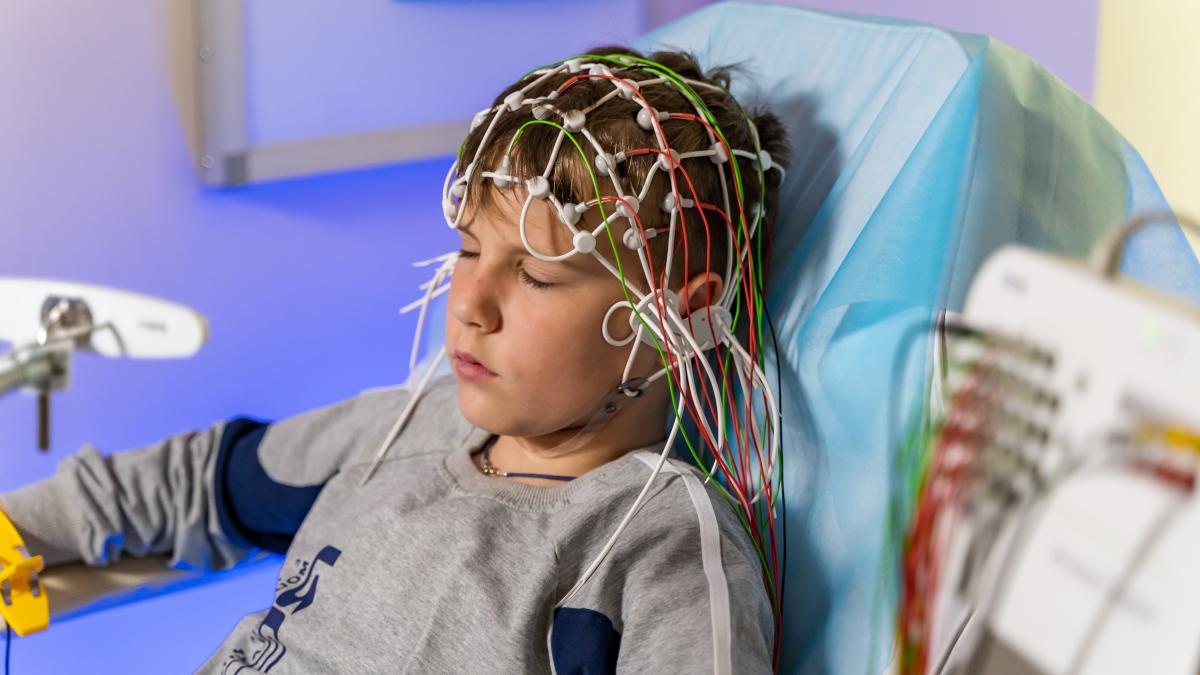 studiu-yale-cum-adversitatea-in-copilarie-influenteaza-modul-in-care-creierul-reactioneaza-la-amenintari-sisk-momentul-conteaza-mai-mult-decat-ne-imaginam_37479500