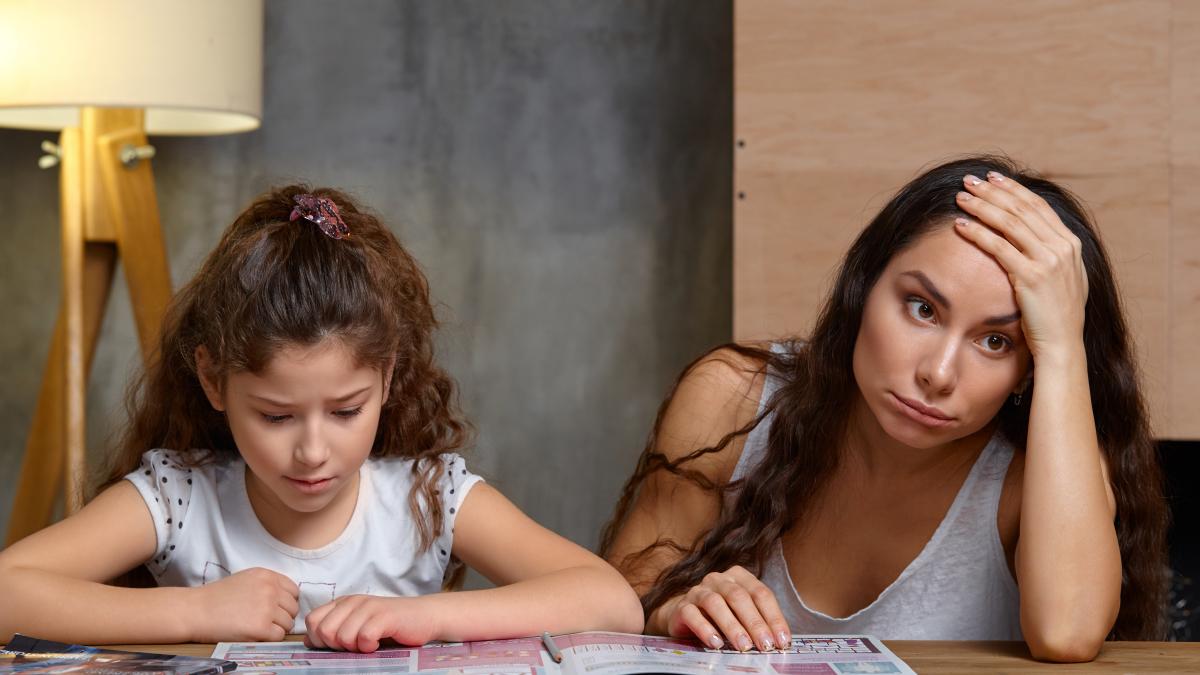 greselile-pe-care-parintii-le-fac-atunci-cand-le-cer-copiilor-sa-citeasca-6-lucruri-pe-care-ar-fi-bine-sa-le-evite-asa-descurajeaza-lectura_45045400