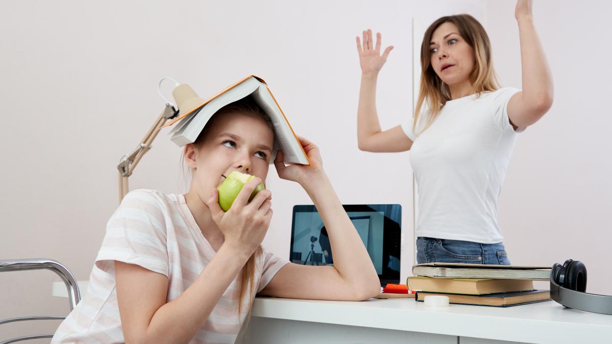 cum-sa-incurajam-responsabilitatea-si-motivatia-copiilor-pentru-a-si-indeplini-sarcinile-experti-e-grav-tinerii-refuza-sa-isi-mai-asume-sarcinile-zilnice_39985700