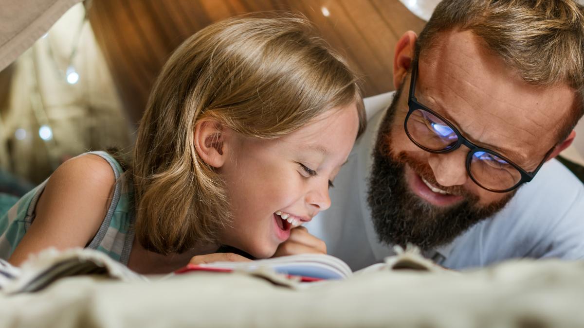 carti-de-citit-impreuna-cu-cei-mici-de-ziua-tatalui_30068100