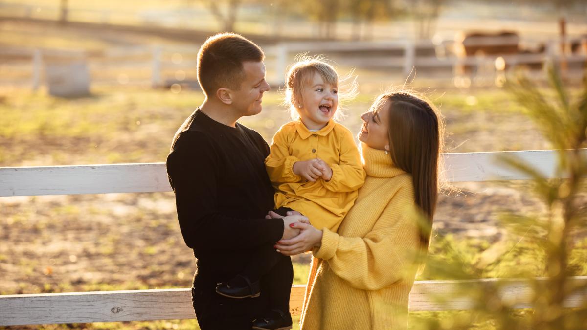 parintii-care-cresc-copii-puternici-din-punct-de-vedere-mental-fac-acest-lucru-psihoterapeut-vor-fi-mai-bine-pregatiti-pentru-a-face-fata-provocarilor-vietii_28310700