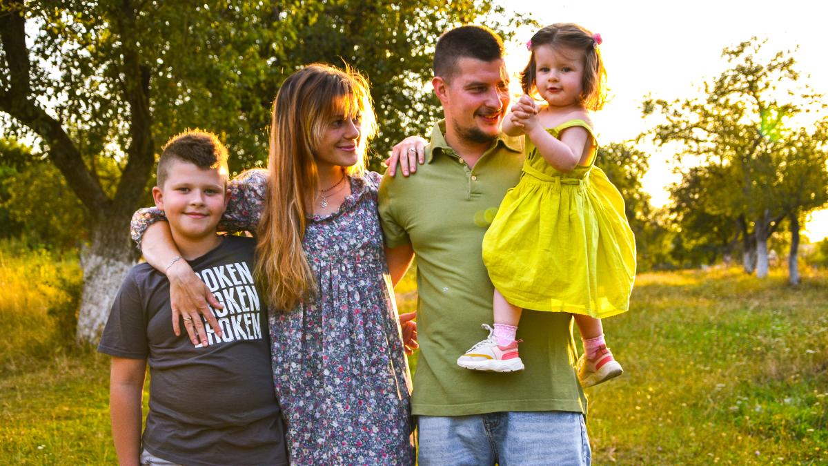 parintii-care-cresc-copii-puternici-din-punct-de-vedere-mental-fac-acest-lucru-psihoterapeut-vor-fi-mai-bine-pregatiti-pentru-a-face-fata-provocarilor-vietii-2_08333200