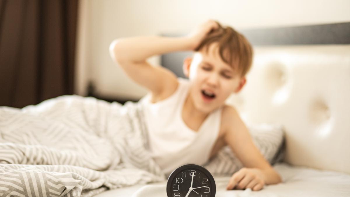 trecem-la-ora-de-vara-copiii-resimt-cel-mai-puternic-schimbarea-pediatru-efectele-sunt-oboseala-nervozitate-dificultati-de-concentrare-si-pana-la-o-saptamana-de-adaptare_93539000