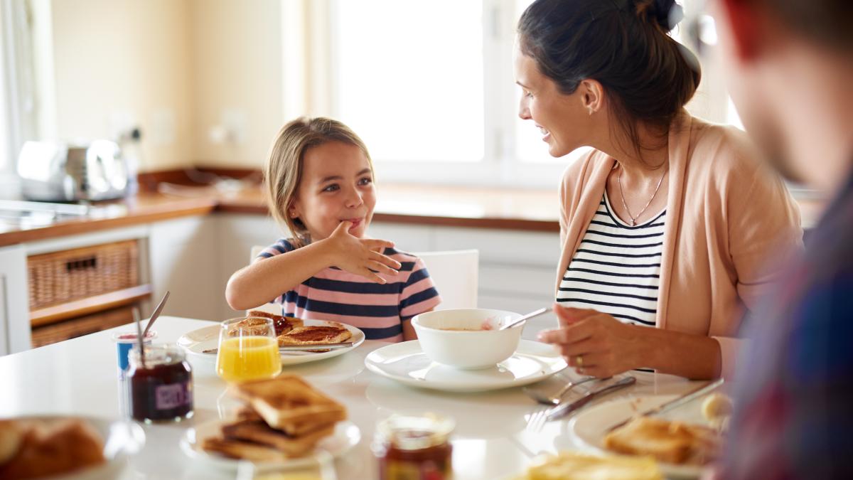 6-intrebari-importante-pe-care-sa-i-le-pui-copilului-in-fiecare-dimineata--potrivit-unui-psiholog_89591500